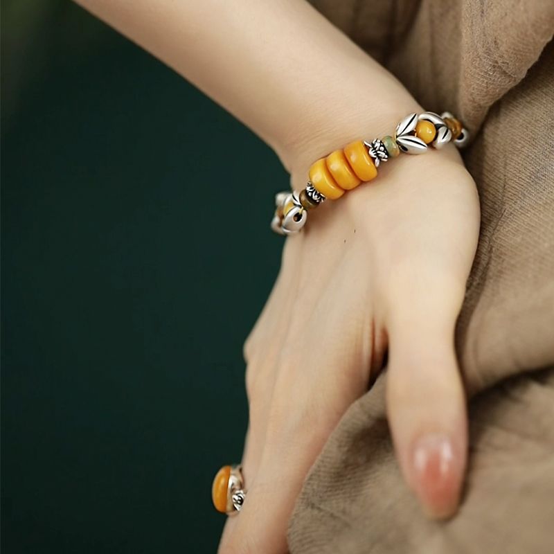 Ethnic Wear Fashion Designer - Gelbe runde Scheibenperlen-Weizenähren-Blatt-Armband-Verzierung: Neues Nischen-Vintage-Ethno-Design, handgefertigter