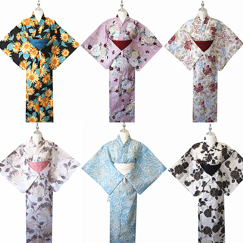 Ethnic Clothing & Online Fashion Store Khaadi Pk - Neuer Kimono-Bademantel im traditionellen Stil, vielseitige