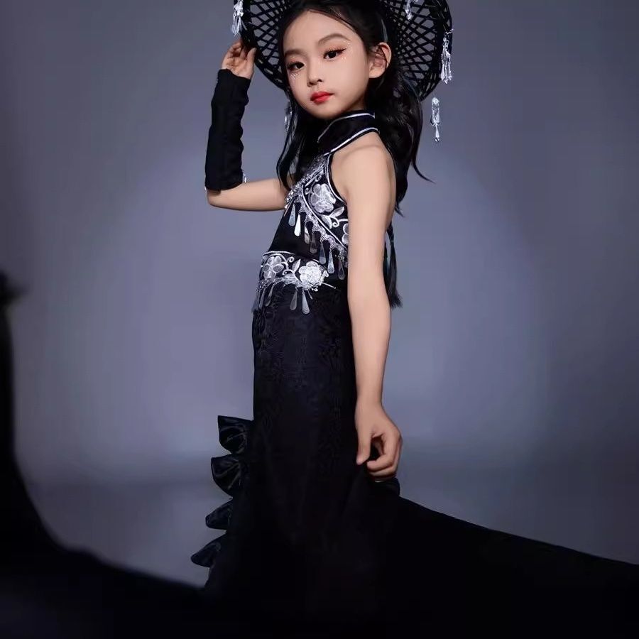 Kinderanzug Schlepprock Chines – Ethnic Dress Fashion Show Bewertung und Preis
