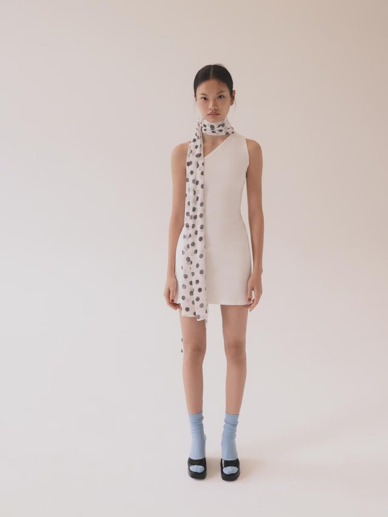Sommer Neuheit Polka-Dot-Schal – Ethnic Clothing & Online Fashion Store Khaadi Pk Bewertung und Preis