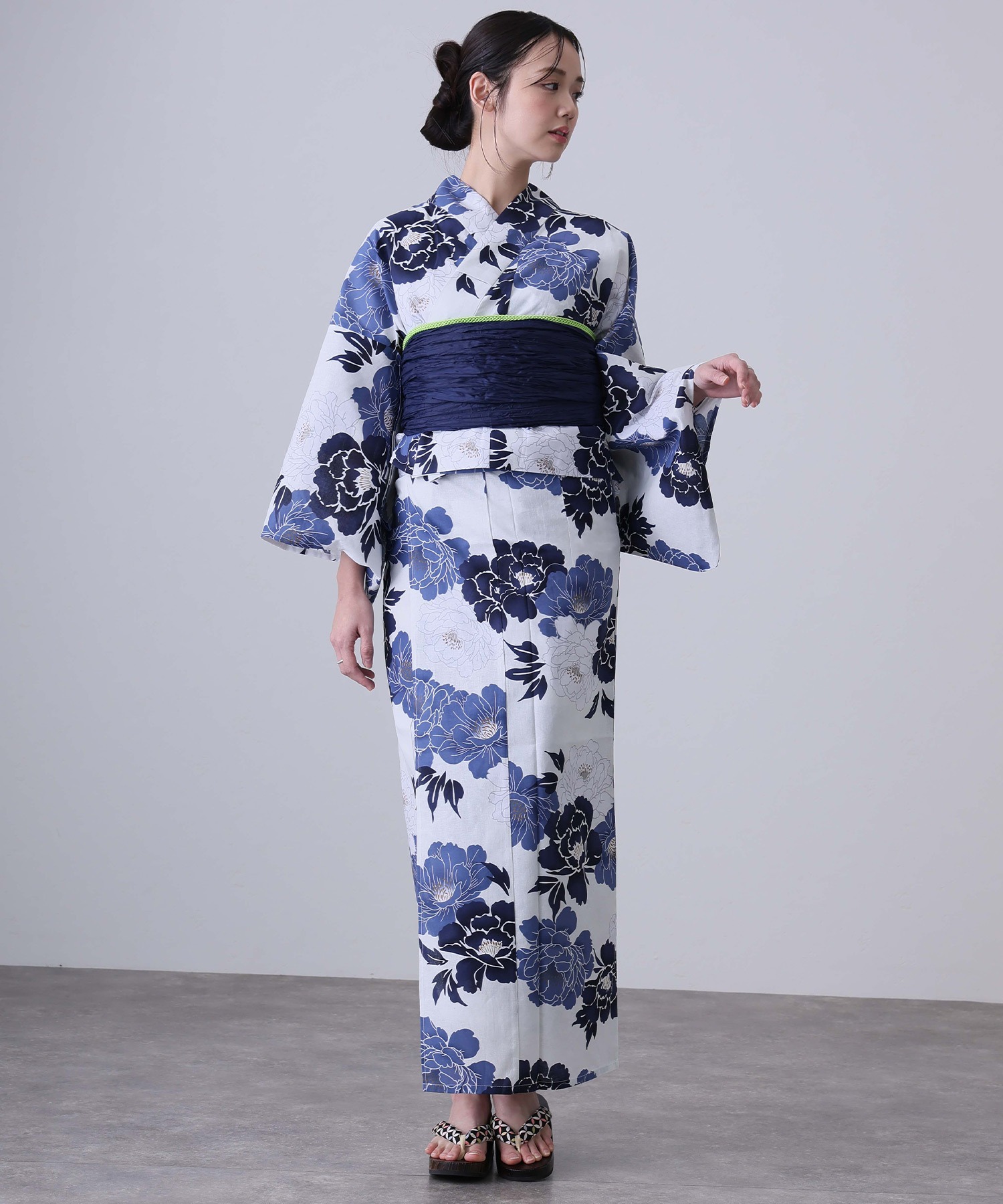 Traditioneller Yukata Kimono a – Ethnic Clothing & Online Fashion Store Khaadi Pk Bewertung und Preis